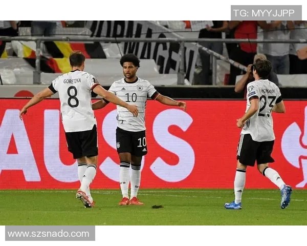 德国与墨西哥足球对决精彩语音直播全程回顾与分析